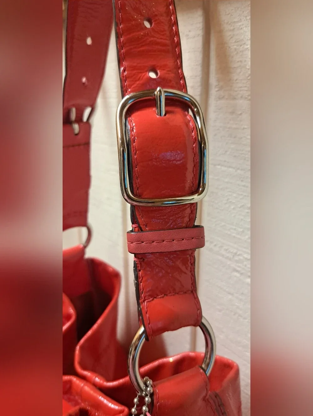 Vtg Gorgeous Coach Peyton Handbag Hobo Purse RED Patent Leather Y2K Read